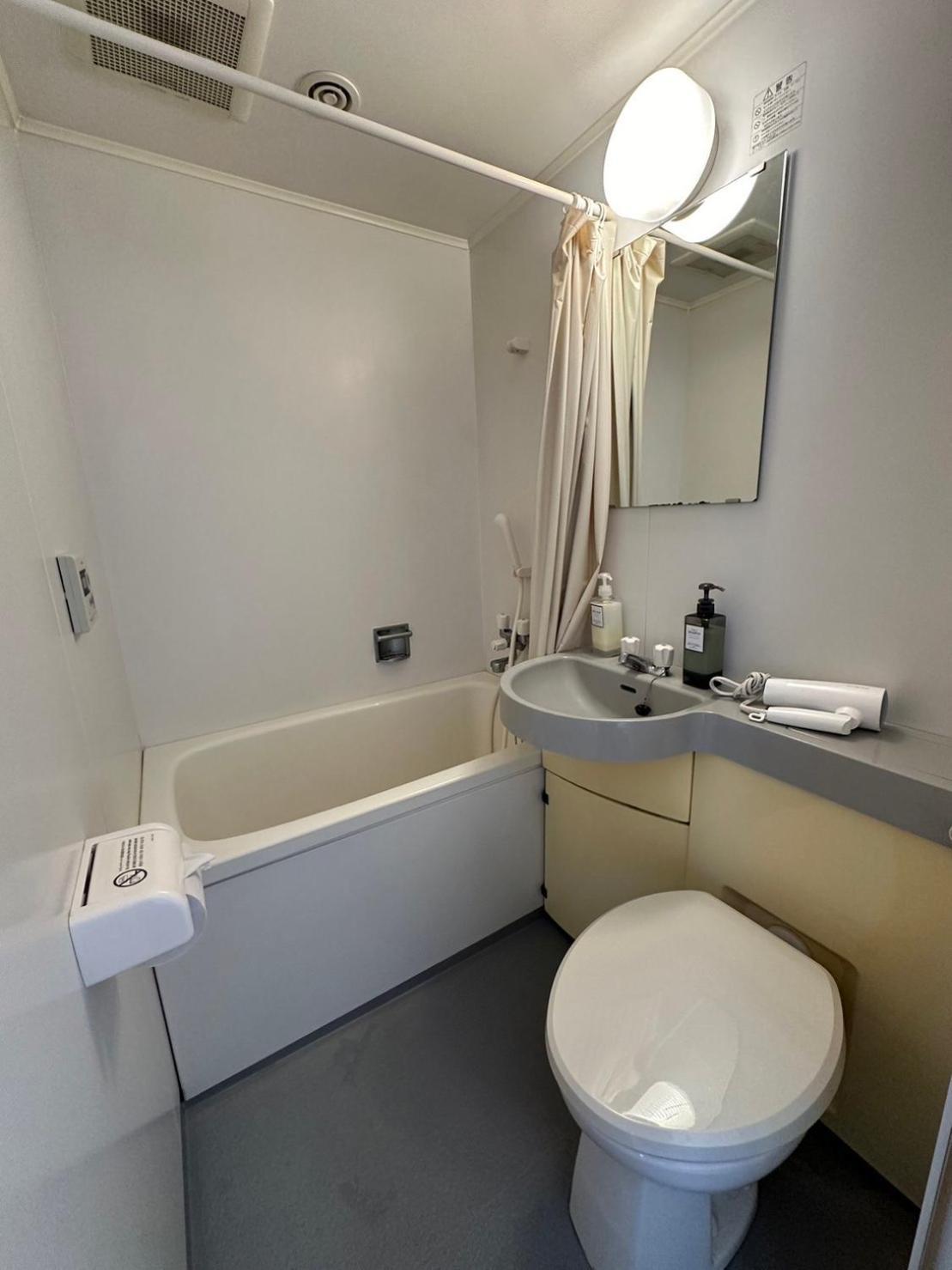 Minato Shibaura-403 Apartment